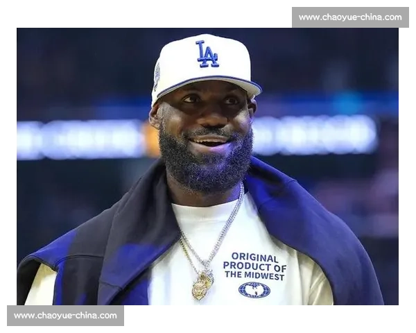 达蒙琼斯被捕内幕:老詹拿你当兄弟,你拿他伤病换刀乐?