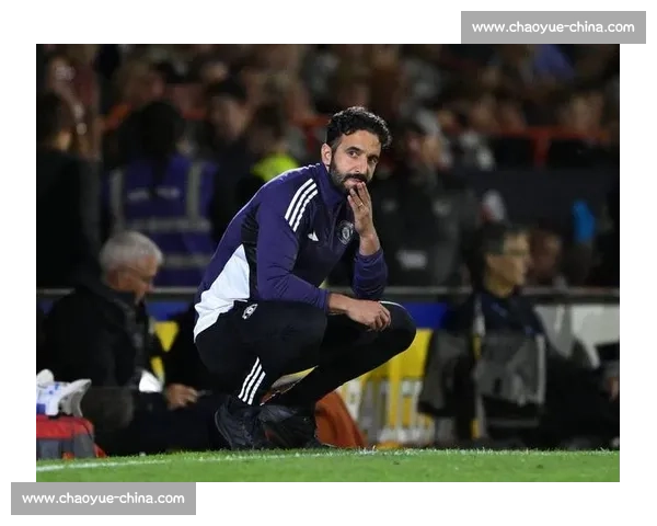 曼联危机会谈引爆帅位危机,阿莫林命悬十月硬仗 曼联危机会谈引爆帅位危机,阿莫林命悬十月硬仗