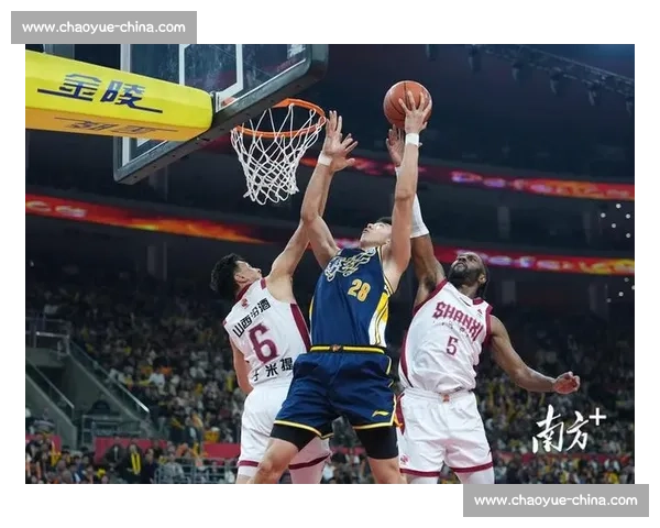 CBA焦点战山西鏖战广东谁能在季后赛卡位争夺中抢下关键胜利